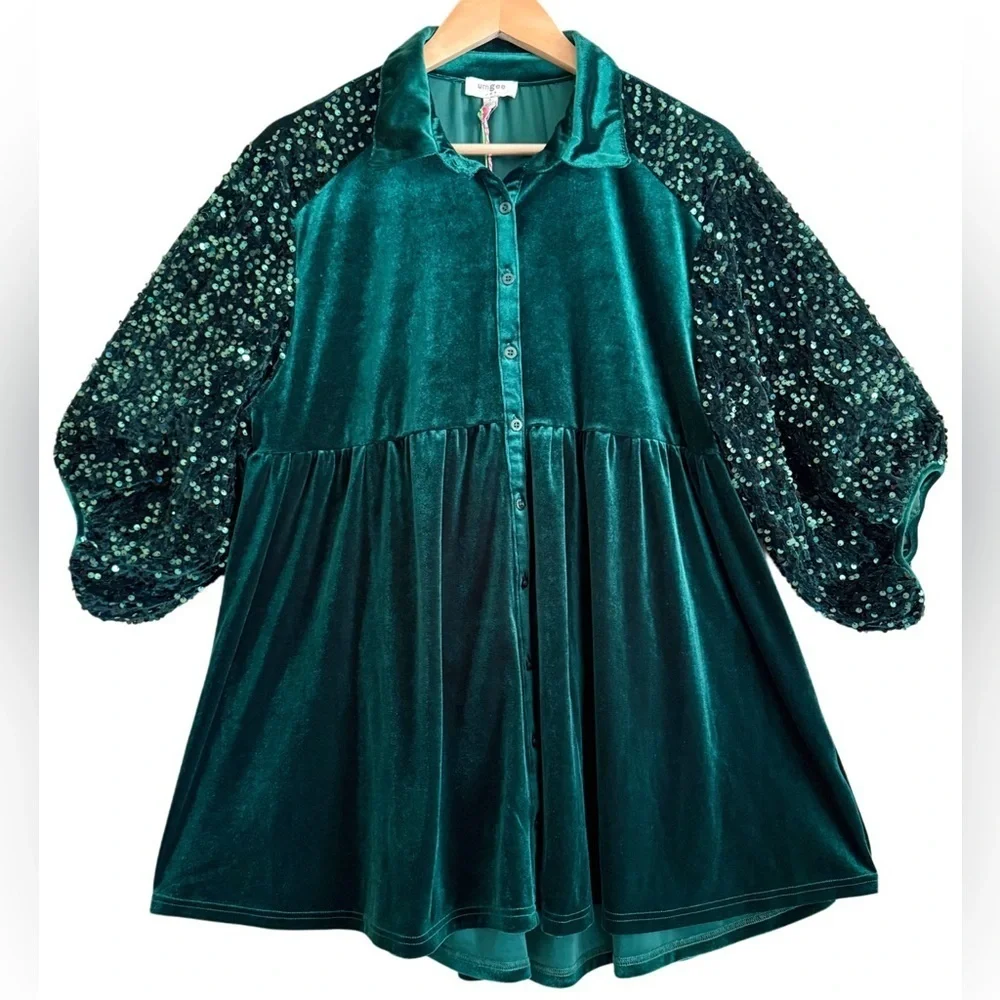 UMGEE Feminine Emerald Green Velvet Sequins Tiered Back Button Down Tunic S NWT